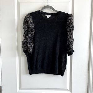 Top with detail sleeve